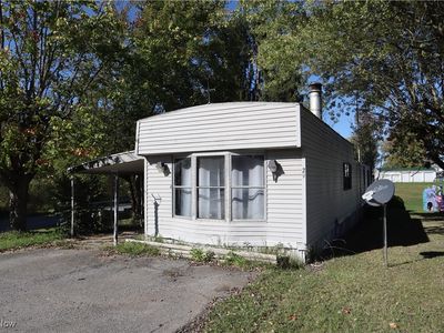 29 Thomas Dr, Middlefield, OH, 44062