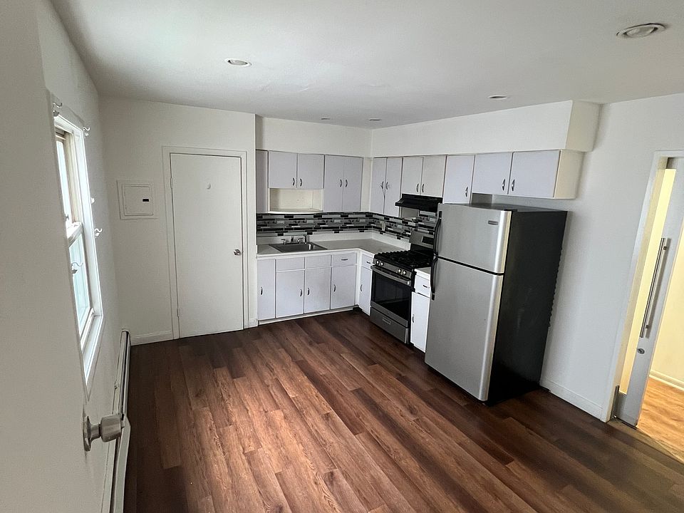 1st image of 510-512 Morris Ave #2