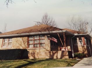 3320 W Verona Ct, Milwaukee, WI 53215