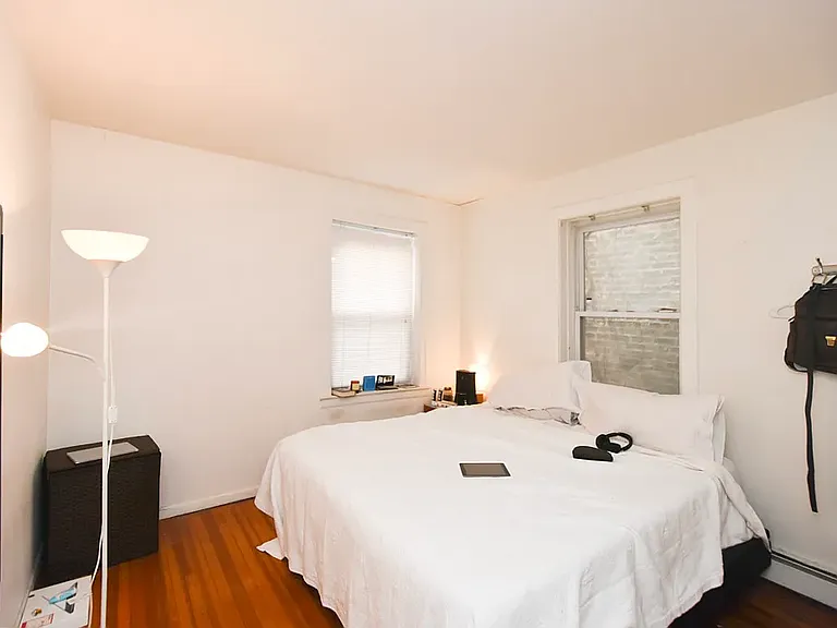322 W Evergreen Ave #1 — Photo 8