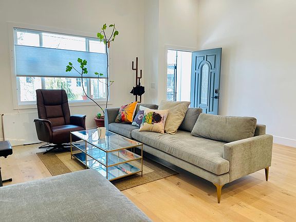 3rd image of 1057 Treat Ave #2