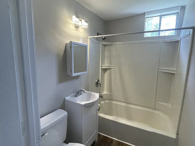 5825 Sledge St — Photo 10