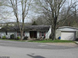 2825 Ice St, Fairmont, WV 26554