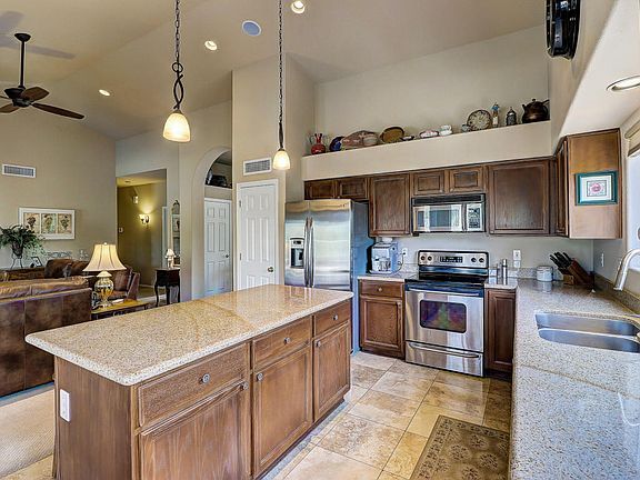4th image of 4624 E Hunter Ct
