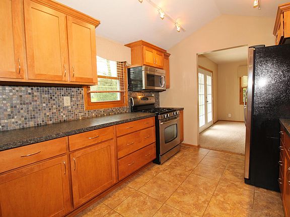 4th image of 11432 N Glenwood Dr