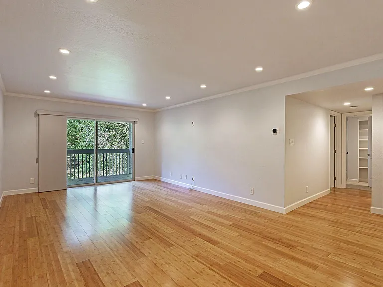 675 Sharon Park Dr #223 — Photo 6