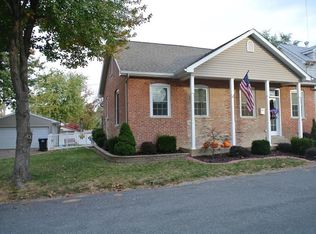 415 Schneider St, Columbia, IL