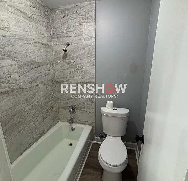 5999 Lofty Oak Rd — Photo 3