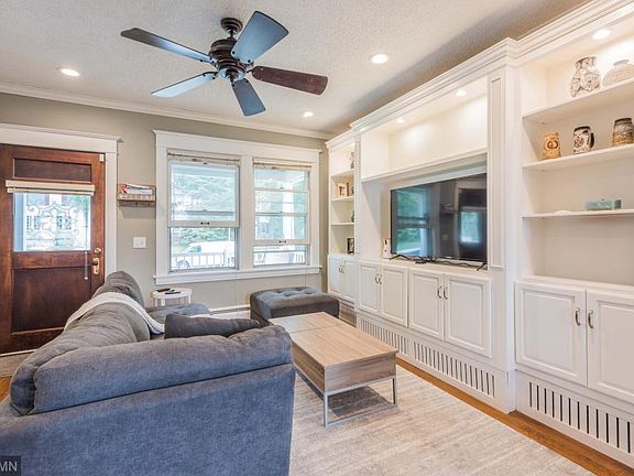 5th image of 289 Brimhall St