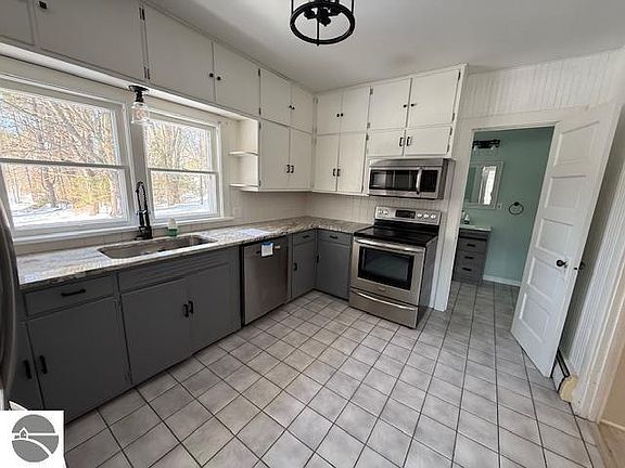 4th image of 6707 W Decker Rd