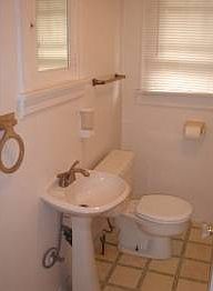 4th image of 8422 E Alki Ave