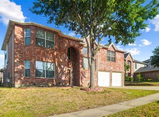 8321 Southern Prairie Dr, Fort Worth, TX 76123