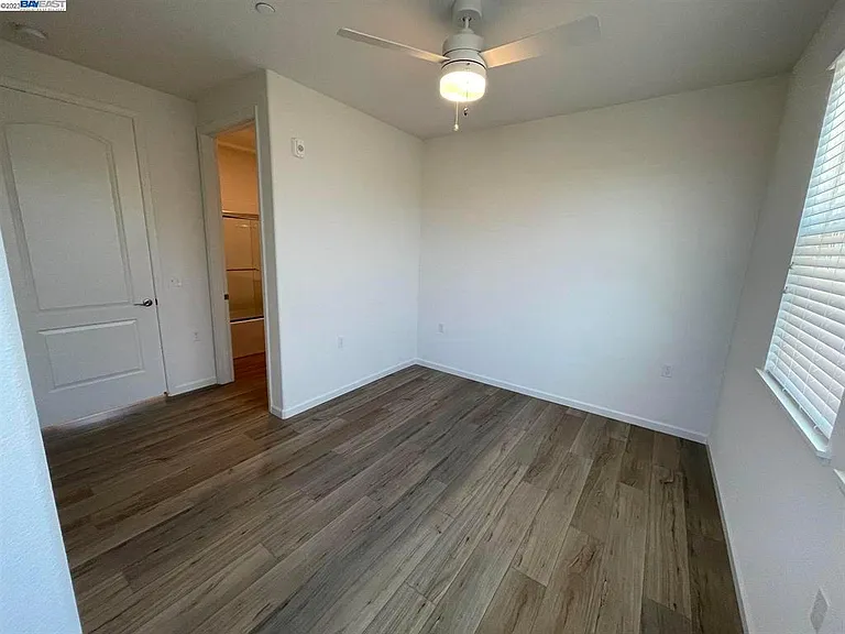 1920 Monroe Ct #3 — Photo 8