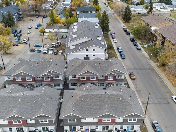 10114 160th St NW #10, Edmonton, AB T5P 3E7