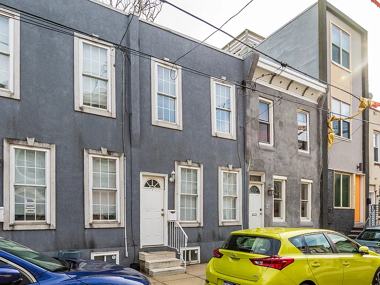 2134 Sears St — Photo 16