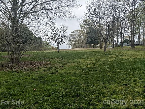 3rd image of 4065 Wandering Ln NE #33