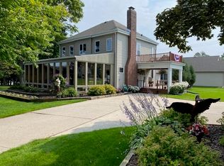 815 Shorewood Blvd, Manitowoc, WI 54220