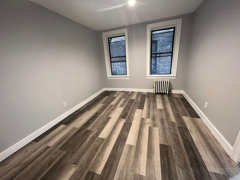 2nd image of 122 Corbin Ave #21E
