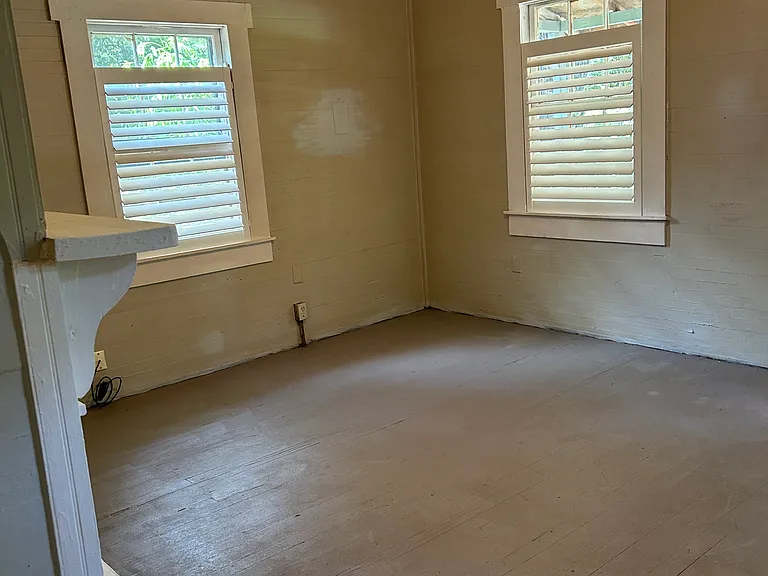 4521 Water St — Photo 3