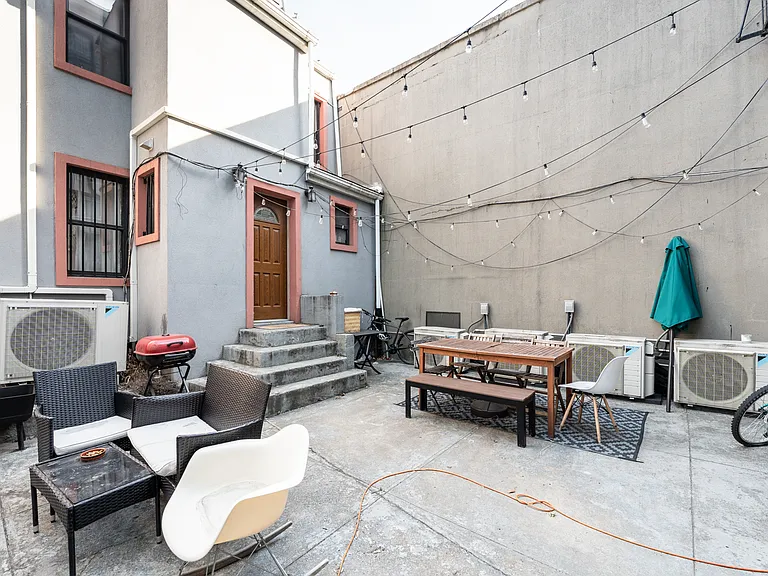 26 Catherine St #2L — Photo 10