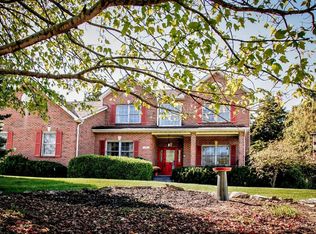 211 Northridge Dr, Oxford, OH 45056