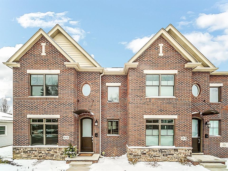 One of the urban townhomes that transformed downtown living.