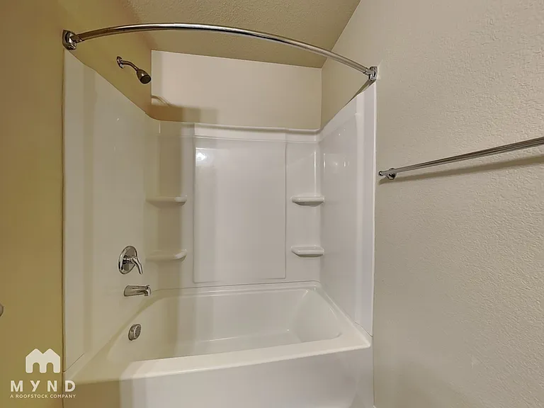 938 Pinehurst Loop — Photo 15