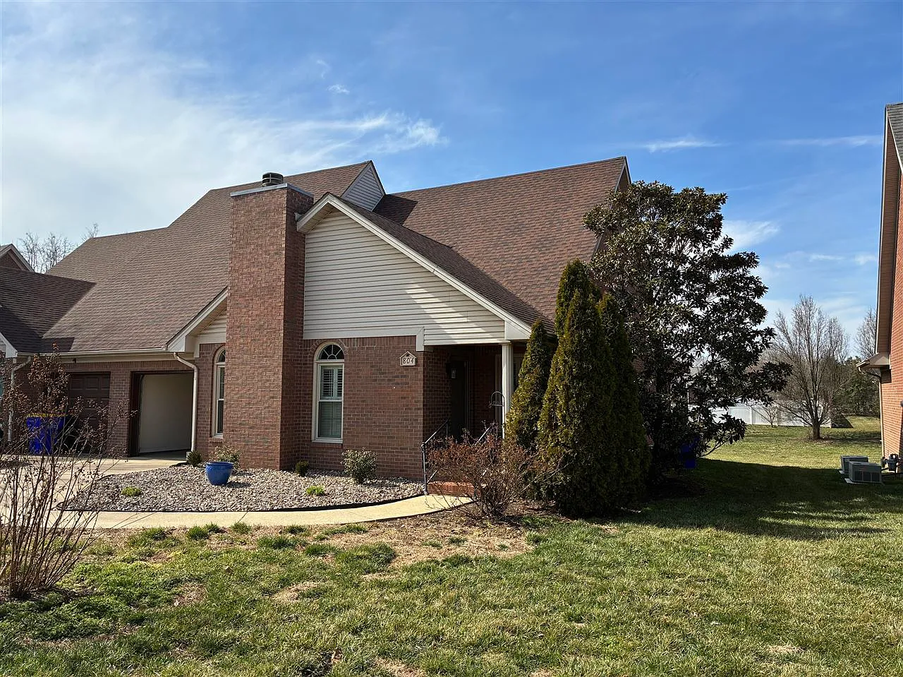 804 Steeplechase Way photo 1