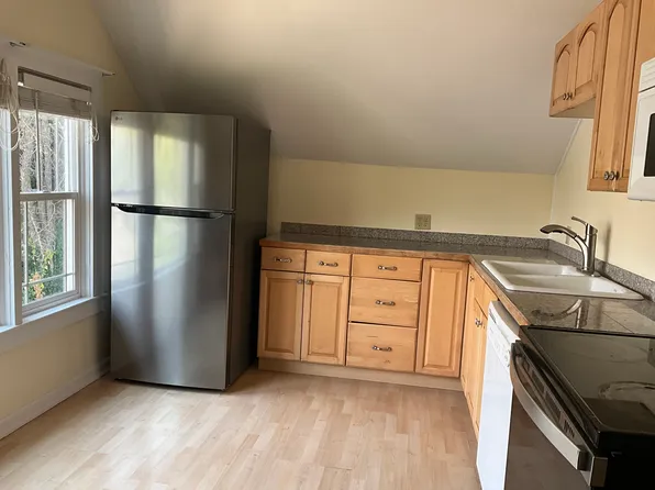 712 1/2 N Park St #1/2, Colfax, WA 99111