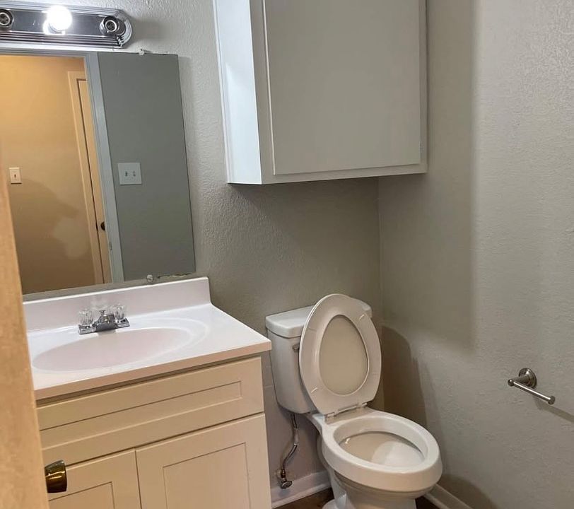 Unit Photo