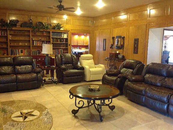 3rd image of 6209 Sequoia Dr