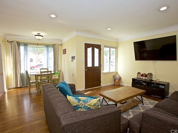 5th image of 1137 Rosewood Ave