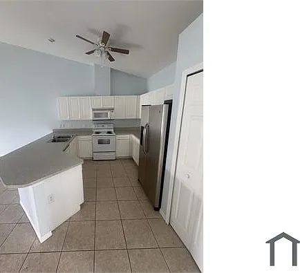 2202 NE 6th St — Photo 4