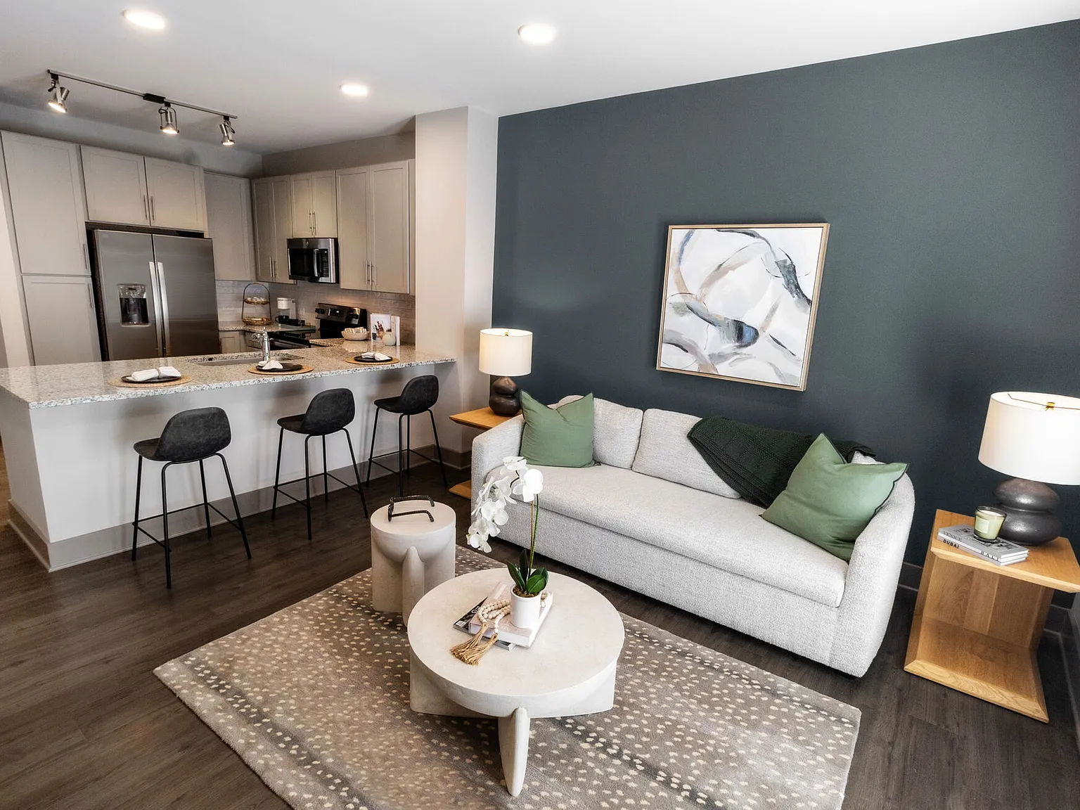 The Perry Residences — Photo 4