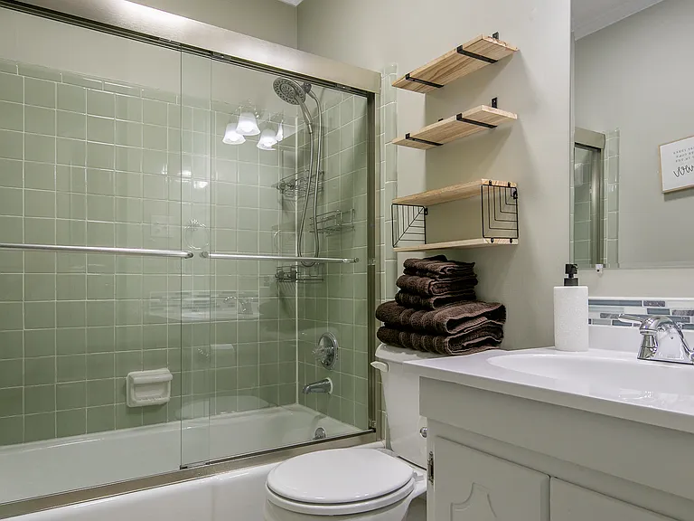 126 Golf Dr — Photo 30
