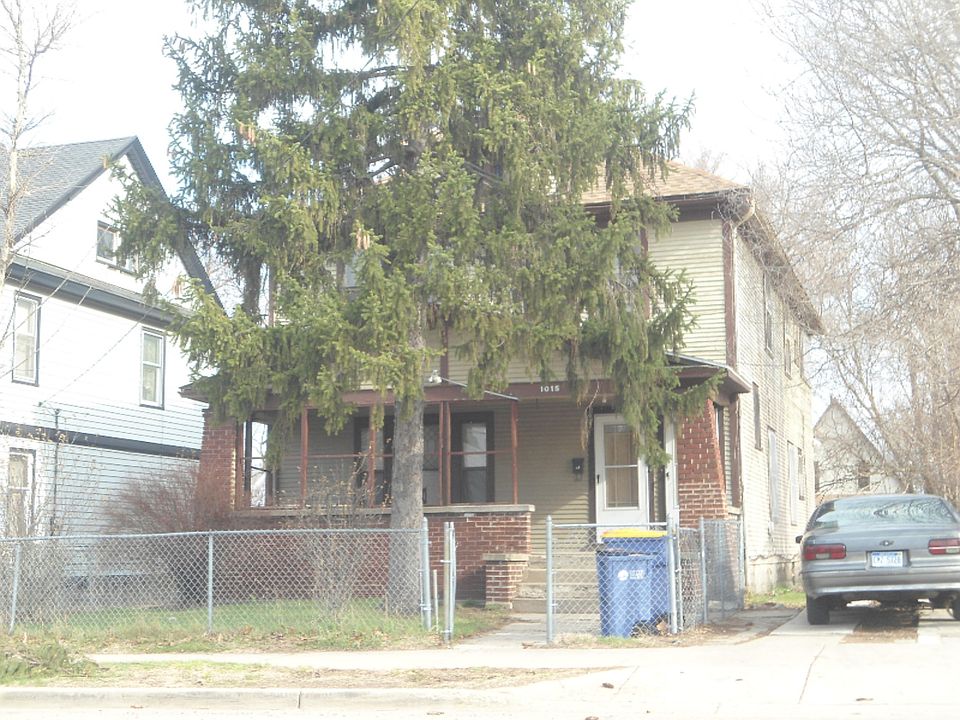 1st image of 1015 Franklin St SE