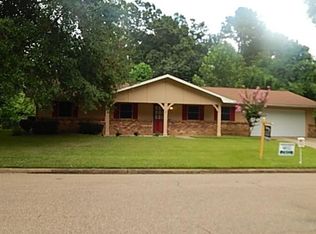 108 Rimrock Dr, Clinton, MS 39056