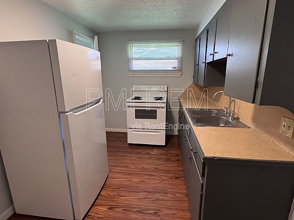 3rd image of 316 13th St NE