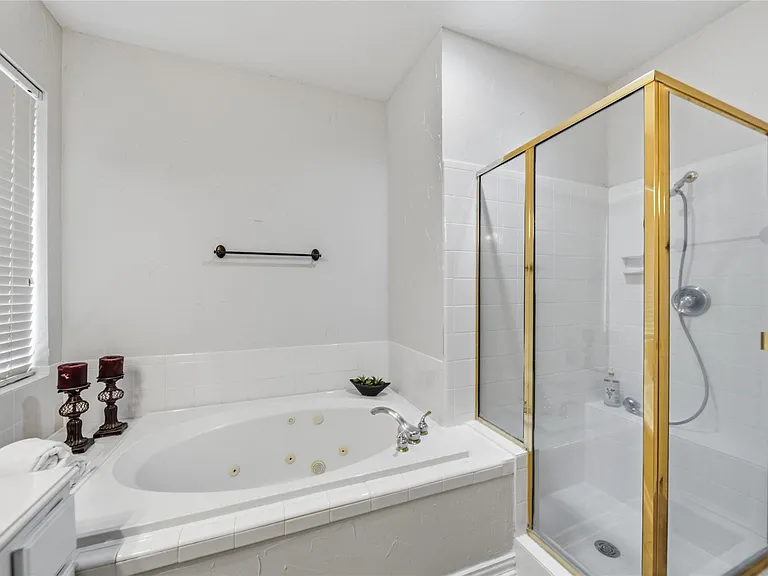 5531 Cranston Ct — Photo 17