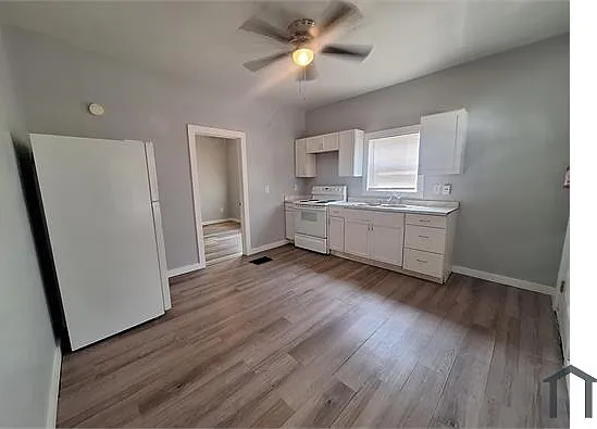 1 bed, $1,145 — Photo 3