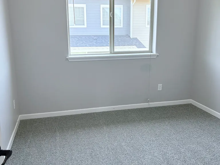 341 Englemann Ln — Photo 3