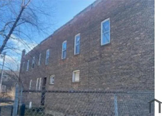 8657 S Manistee Ave #2F