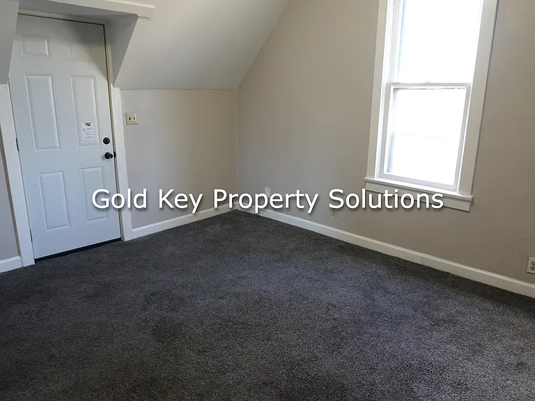 2704 Chase St. Anderson, IN. 46016 — Photo 10