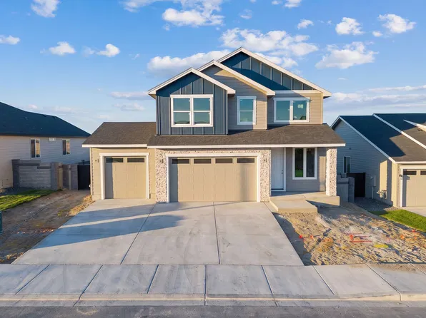 7974 Lennox St, West Richland, WA 99353