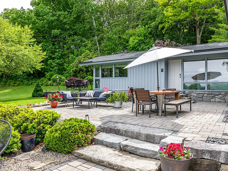 250 Westledge Dr — Photo 38