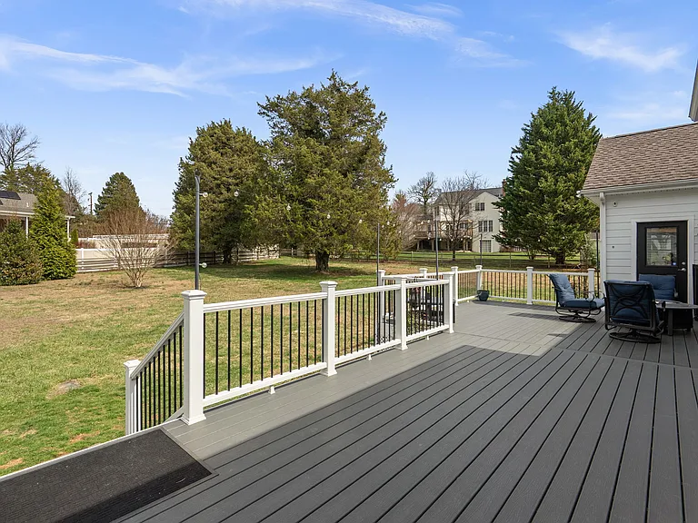 17601 Crystal Spring Ter — Photo 41