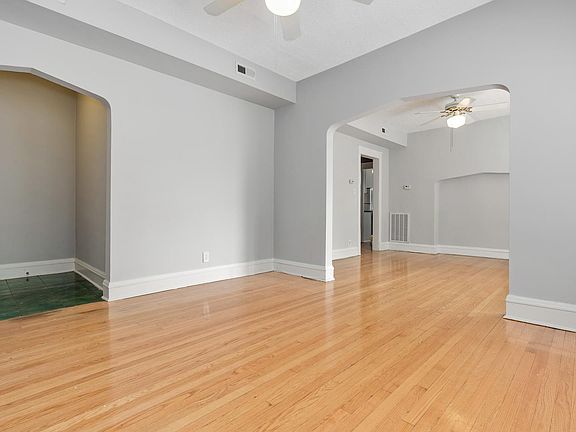 3rd image of 4337 N Lincoln Ave #2R