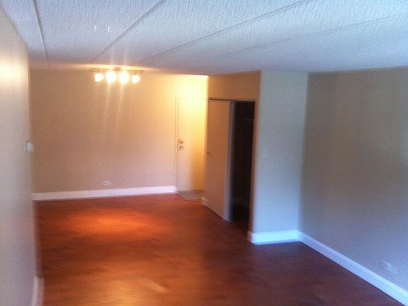 4th image of 606 E Woodland Park Ave APT 102