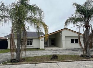 Pervas Sub, Miami, FL 33175