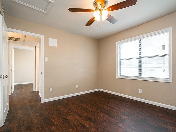4th image of 3620 Southmore Blvd APT 37